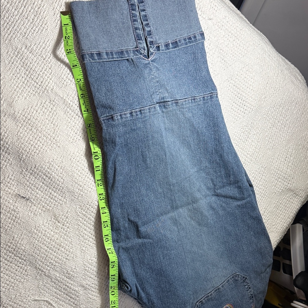 Blue Women Jeans capri with Rainbow Detail - Picture 10 of 10
